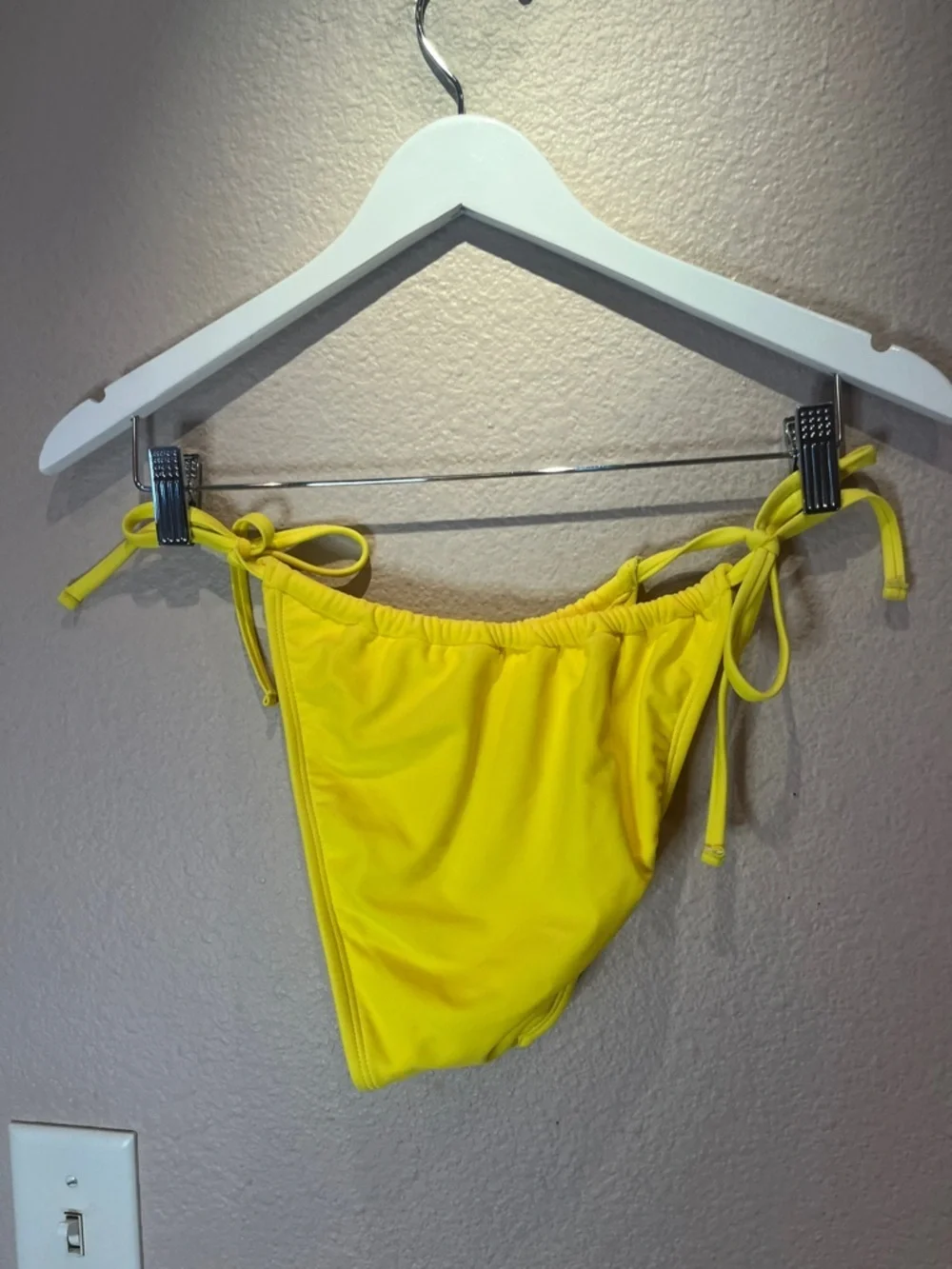 New Wild Fable Bikini Bottoms Yellow String Ties Size XS NWT
